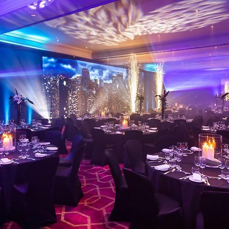 Radisson Blu Hotel, London Heathrow Hillingdon Ngoại thất bức ảnh