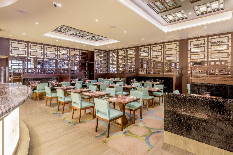 Radisson Blu Hotel, London Heathrow Hillingdon Ngoại thất bức ảnh